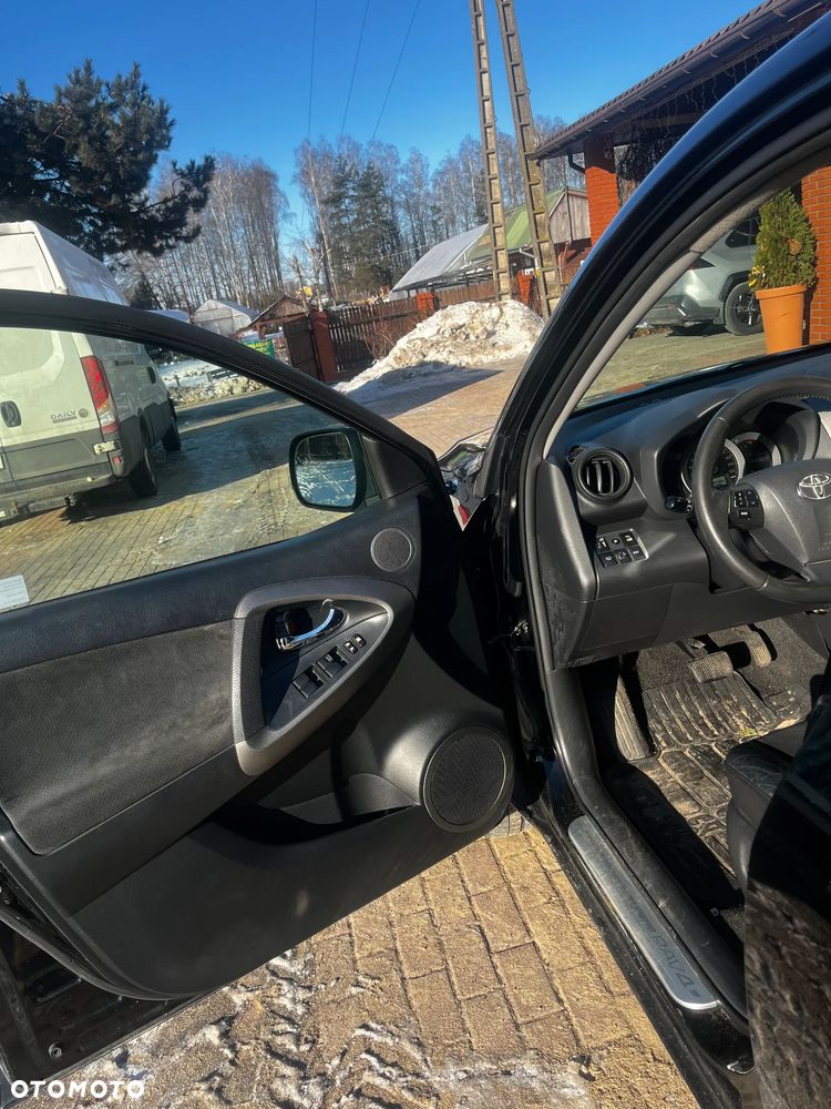 Toyota RAV4 2.0 VVT-i Premium - 3