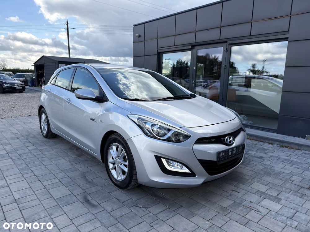 Hyundai i30 1.6 GDI Premium - 17