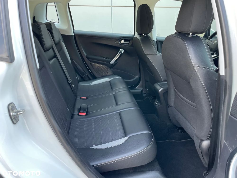 Peugeot 2008 PureTech 110 Stop&Start EAT6 Crossway - 12