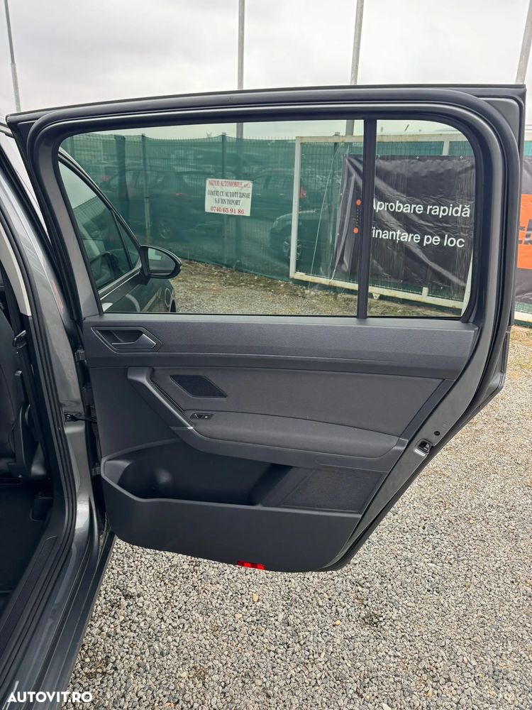 Volkswagen Touran 1.4 TSI DSG Comfortline - 10