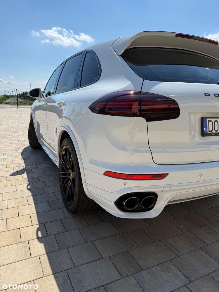 Porsche Cayenne GTS - 12