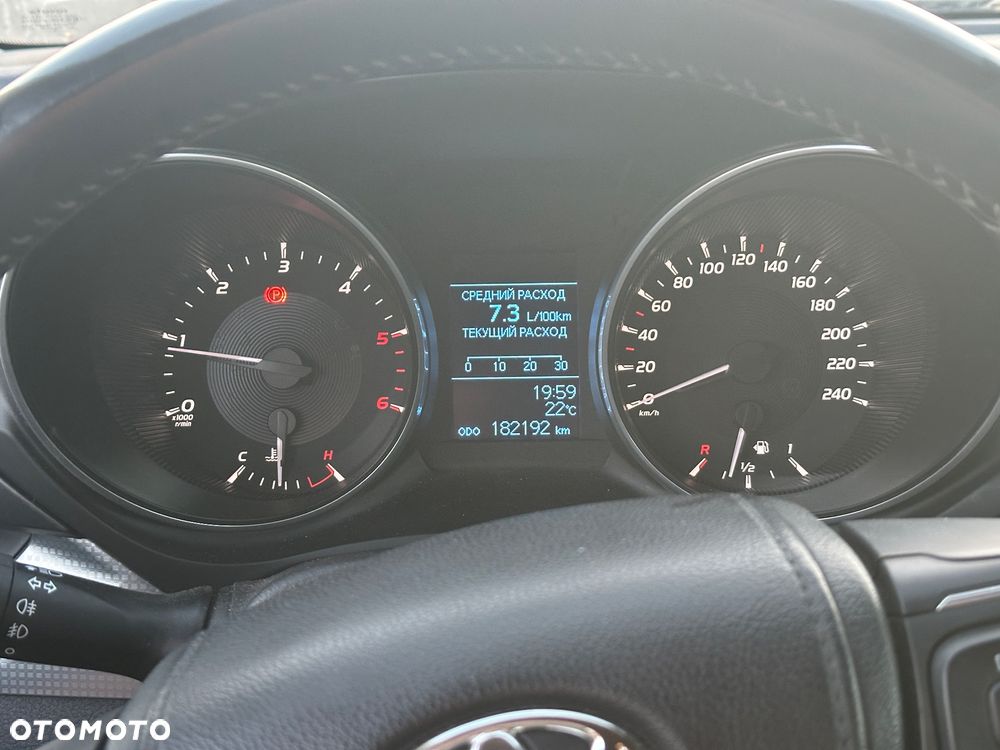 Toyota Avensis 2.0 D-4D Active Business - 11