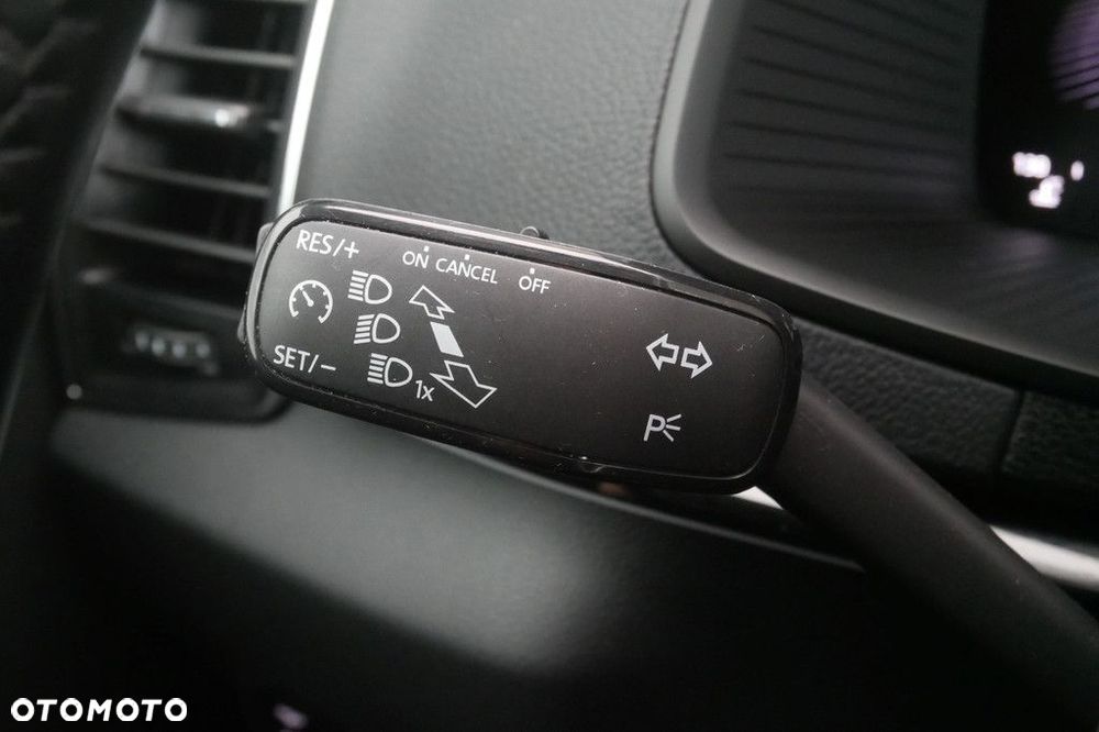 Skoda Karoq 1.5 TSI ACT Style DSG - 27