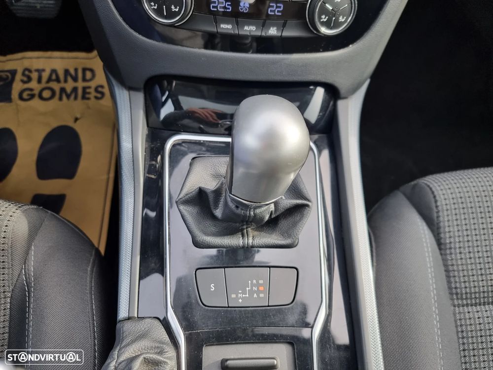 Peugeot 508 SW 1.6 e-HDi Allure 2-Tronic - 21