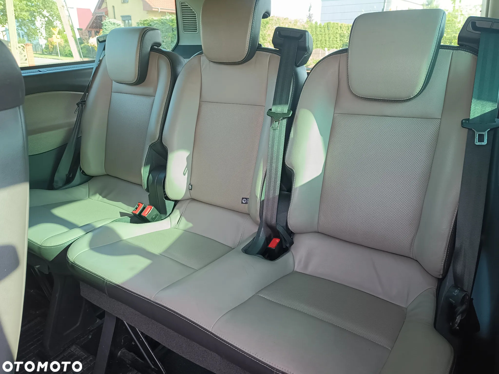 Ford Tourneo Custom - 18