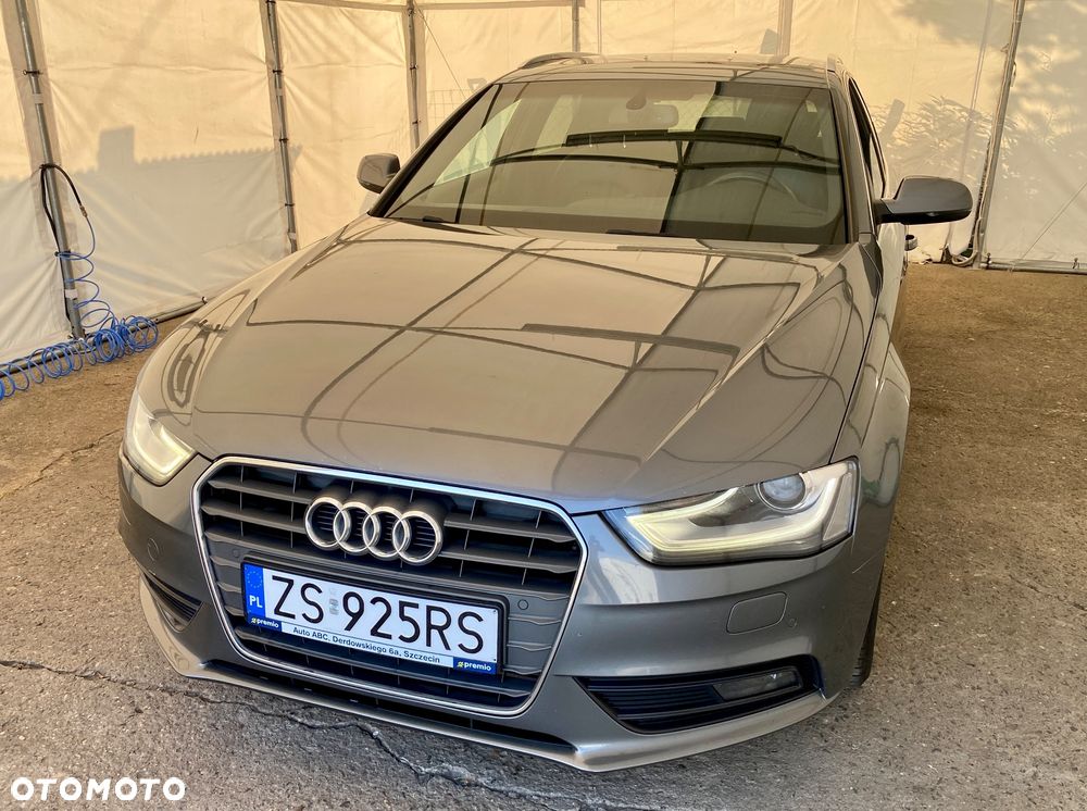 Audi A4 Avant - 33
