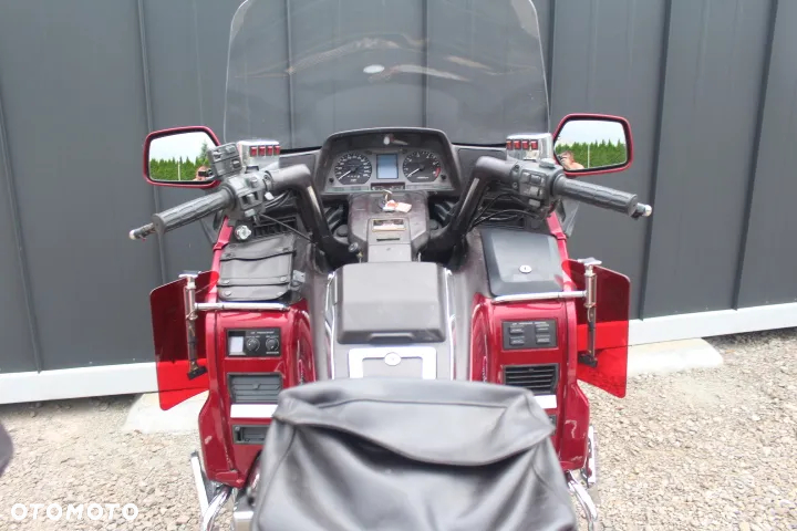 Honda GL - 16