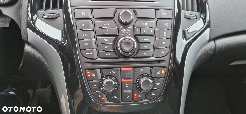 Opel Astra 1.4 Turbo Exklusiv - 16