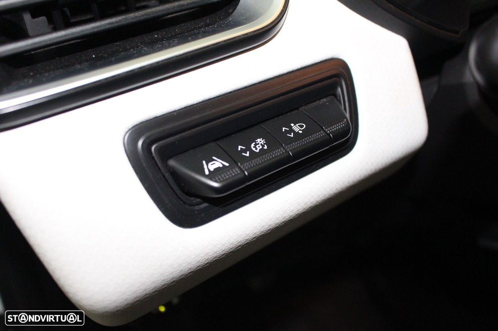 Renault Clio 1.0 TCe Limited Bi-Fuel - 16