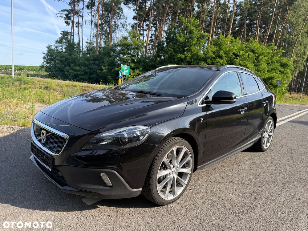 Volvo V40 T3 Ocean Race - 1