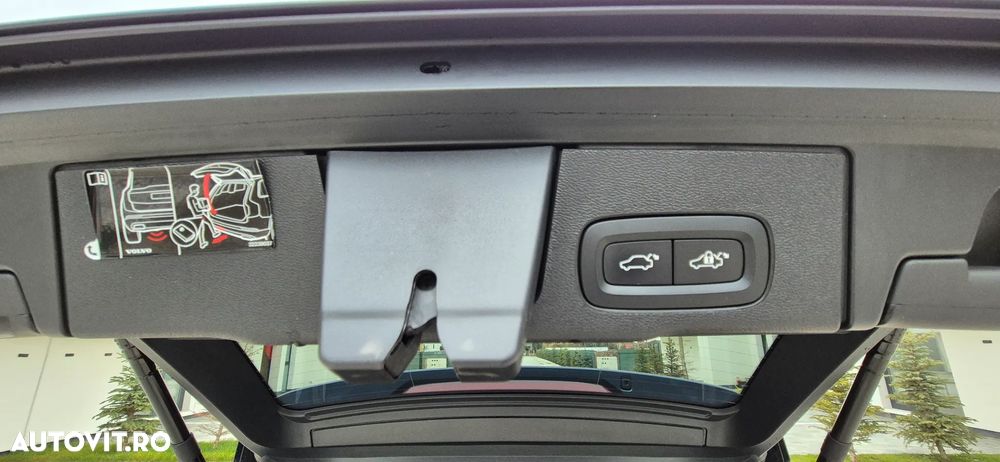 Volvo XC 60 D4 AWD Geartronic Inscription - 28