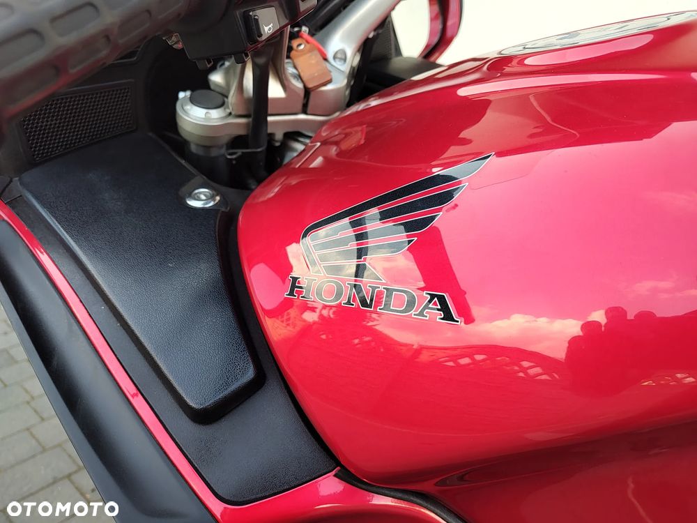 Honda ST - 11