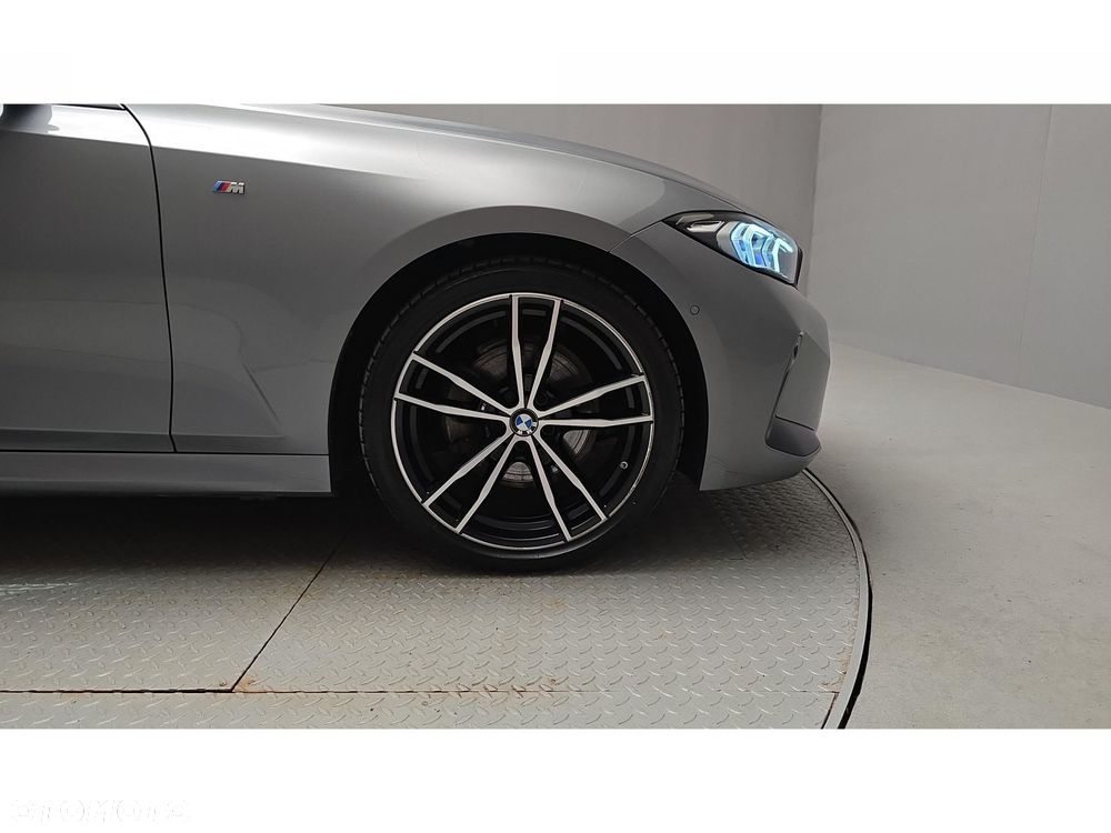 BMW Seria 3 - 25