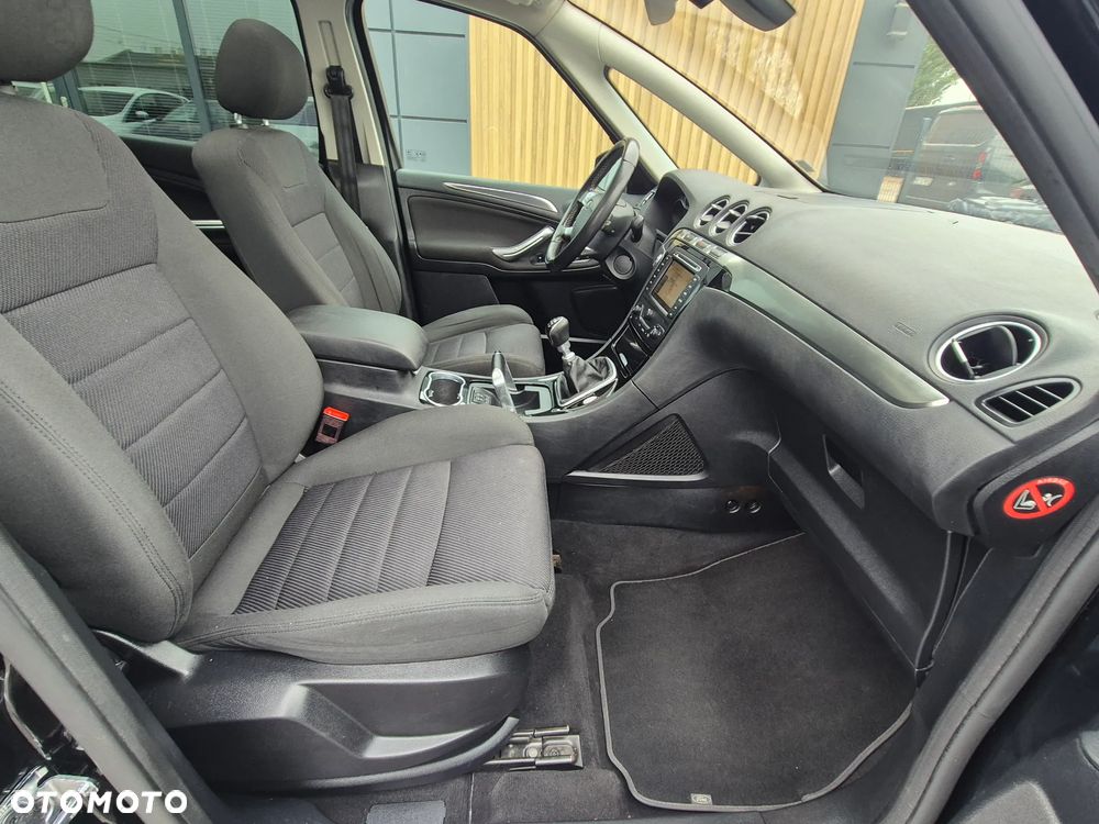 Ford S-Max 2.0 TDCi DPF Business Edition - 32