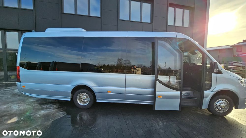Mercedes-Benz Sprinter 519 - 10