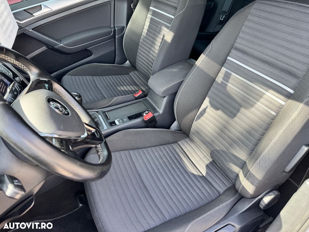 Volkswagen Golf 1.2 TSI BlueMotion Technology Cup - 10