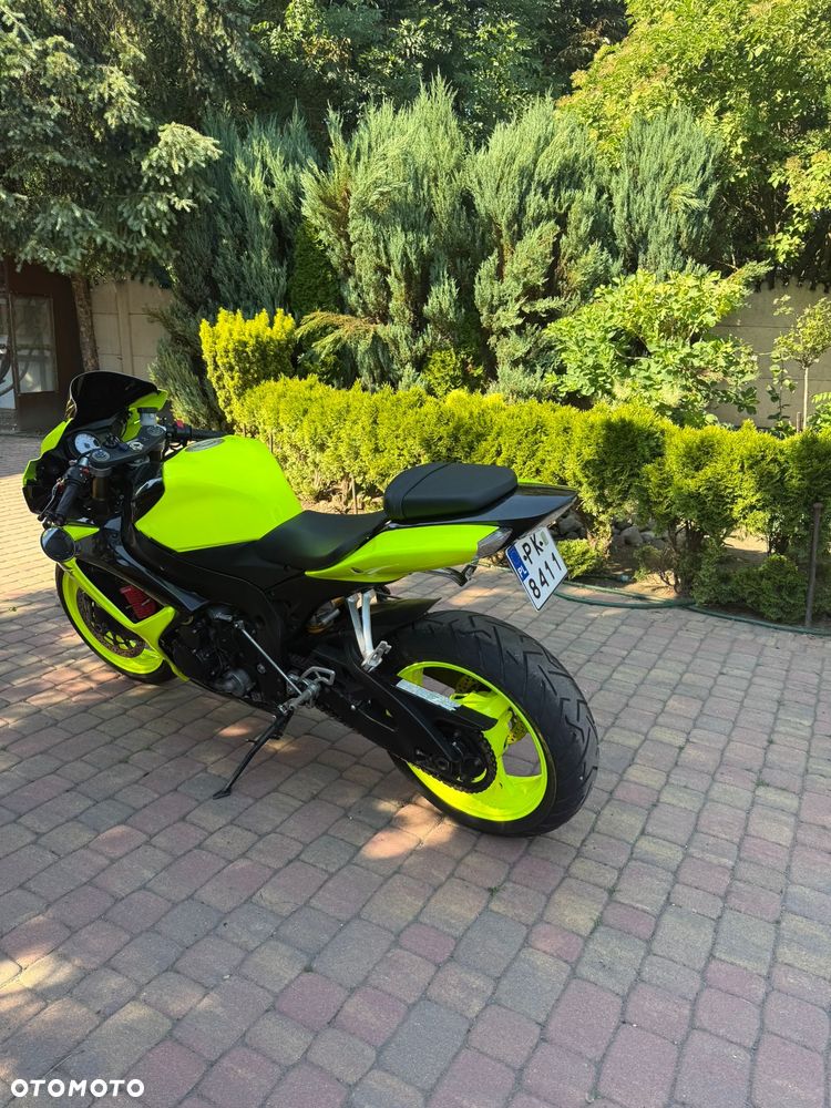 Suzuki GSX-R - 7