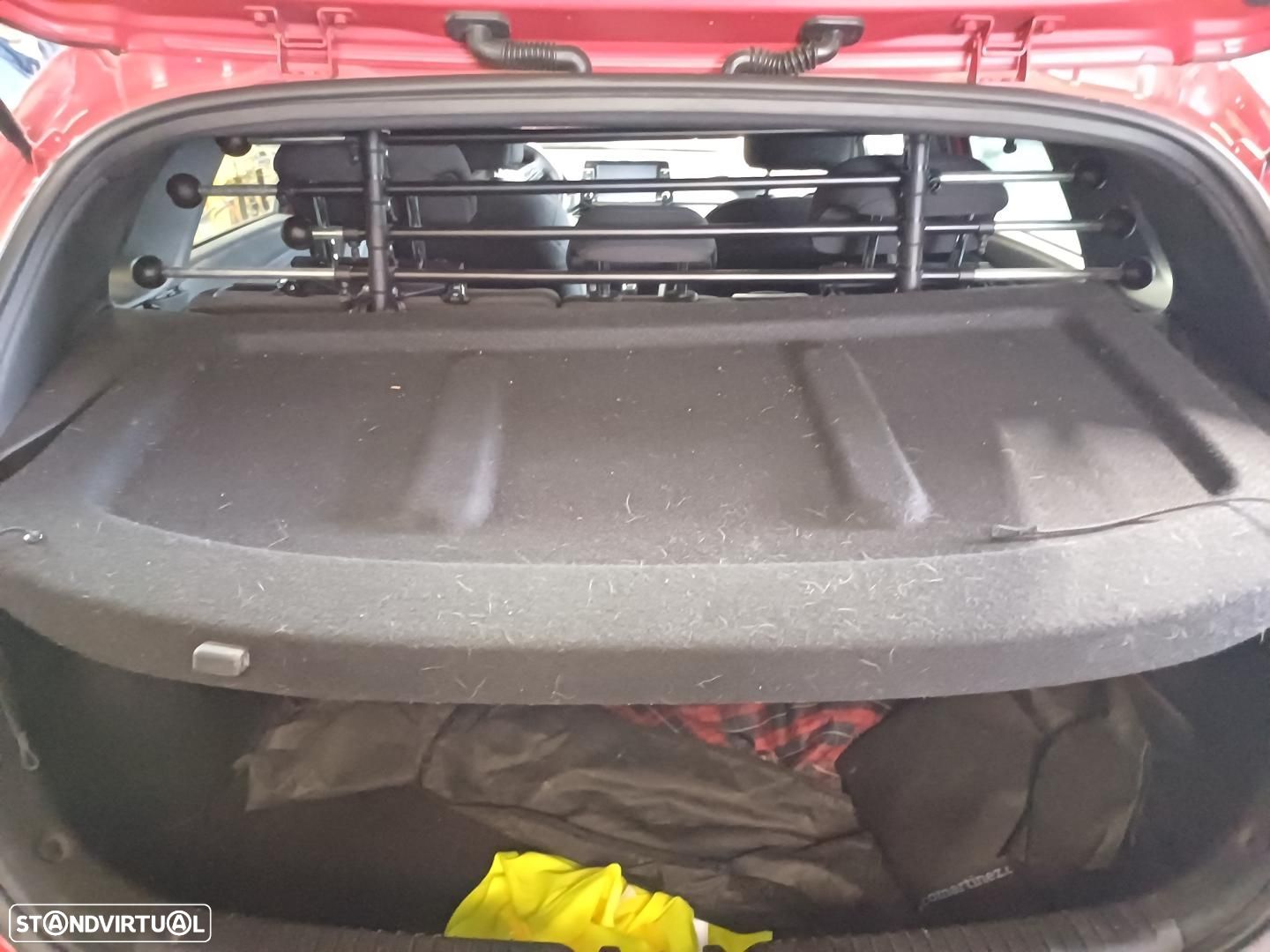 CHAPELEIRA DA MALA HYUNDAI I30 PD - 1