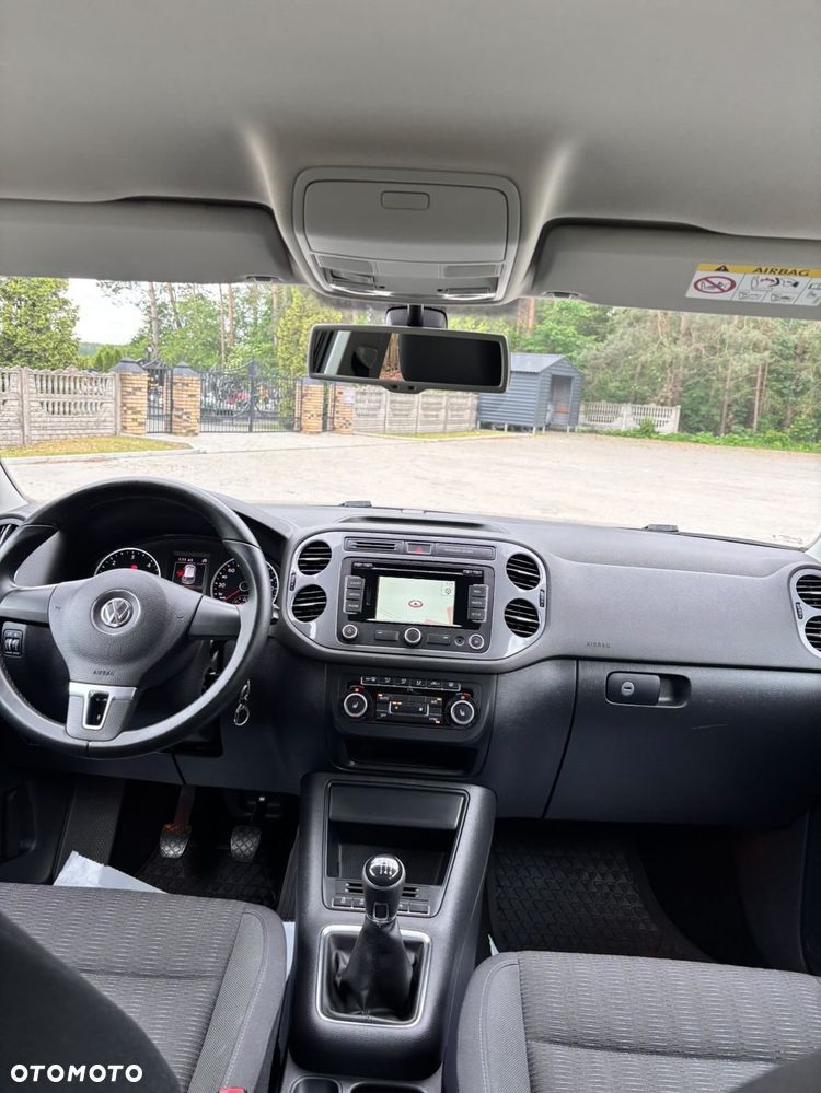 Volkswagen Tiguan - 13