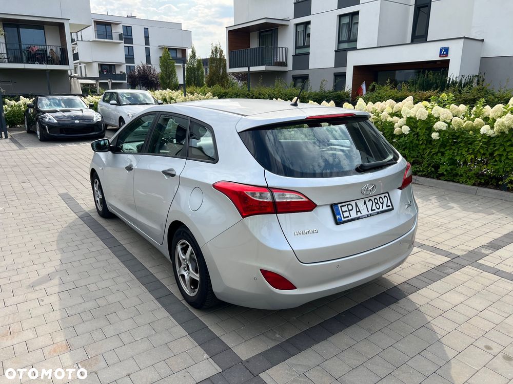 Hyundai i30 1.6 CRDi Classic - 4