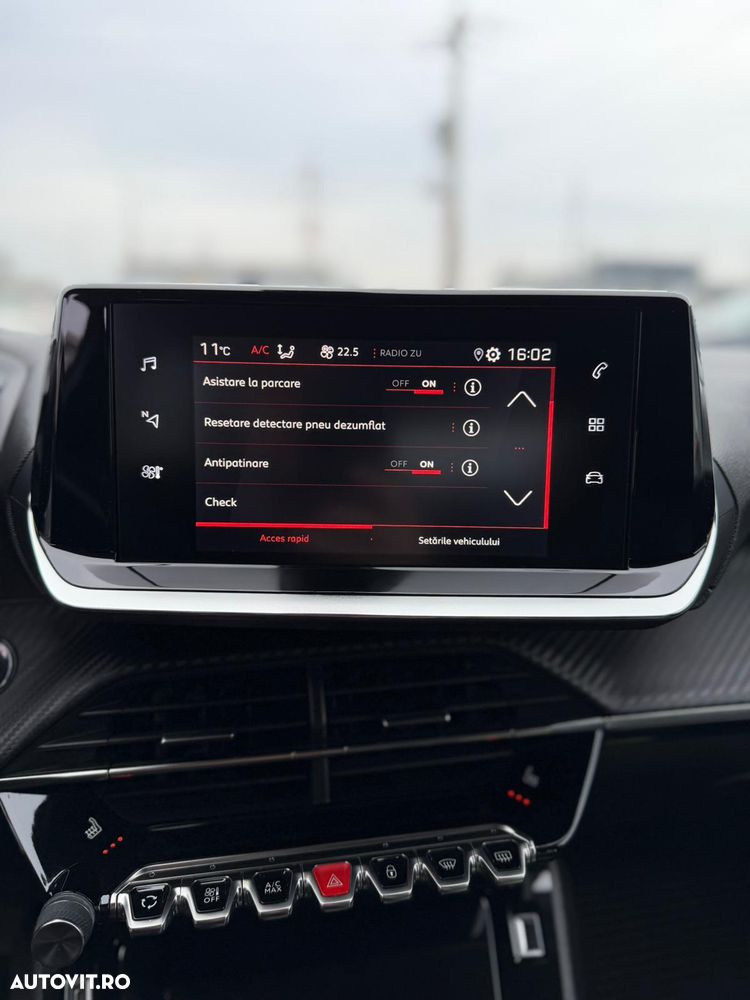 Peugeot 2008 1.2 PureTech EAT8 STT Allure Pack - 22