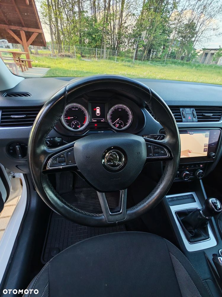 Skoda Octavia - 8