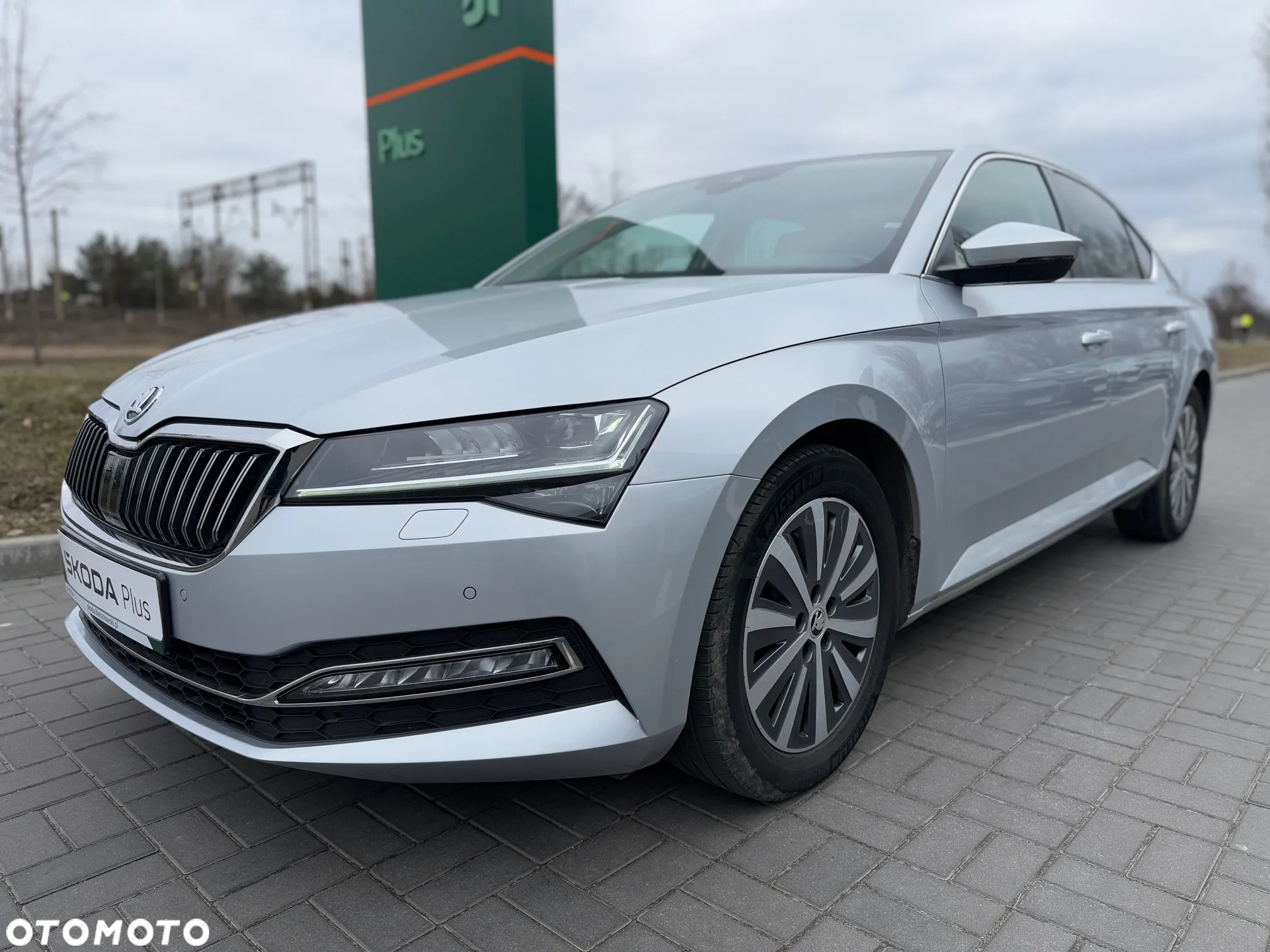 Skoda Superb 2.0 TDI SCR Style DSG - 3