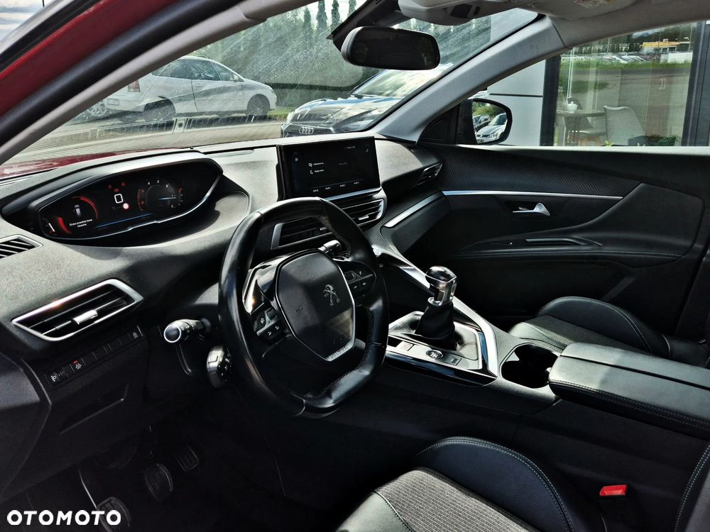 Peugeot 5008 1.5 BlueHDi Allure S&S - 18