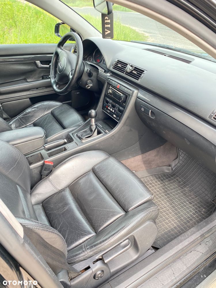 Audi A4 Limousine - 9