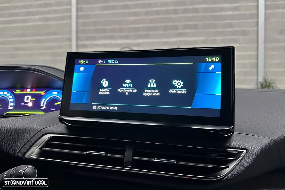 Peugeot 3008 1.6 Hybrid Allure e-EAT8 - 34