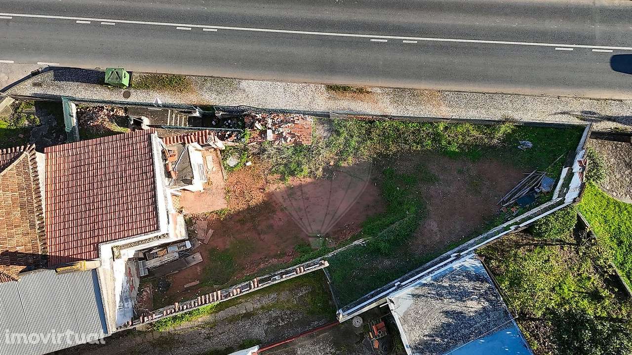 Moradia T1 para venda - Grande imagem: 2/15