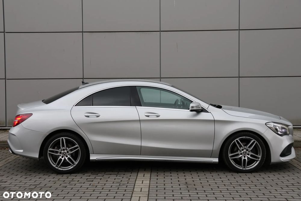 Mercedes-Benz CLA 180 d AMG Line - 7