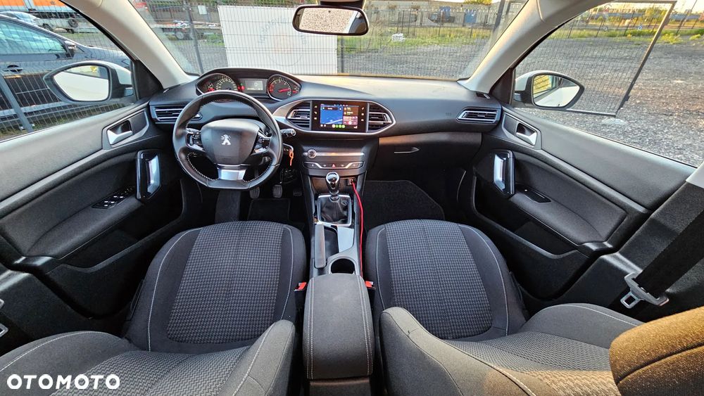 Peugeot 308 1.5 BlueHDi Access S&S - 28