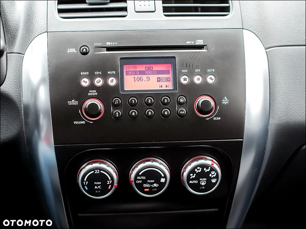 Suzuki SX4 - 23