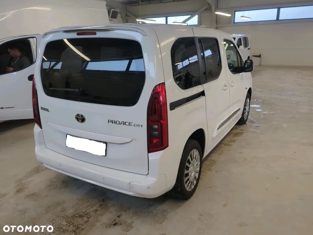Toyota Proace City - 3