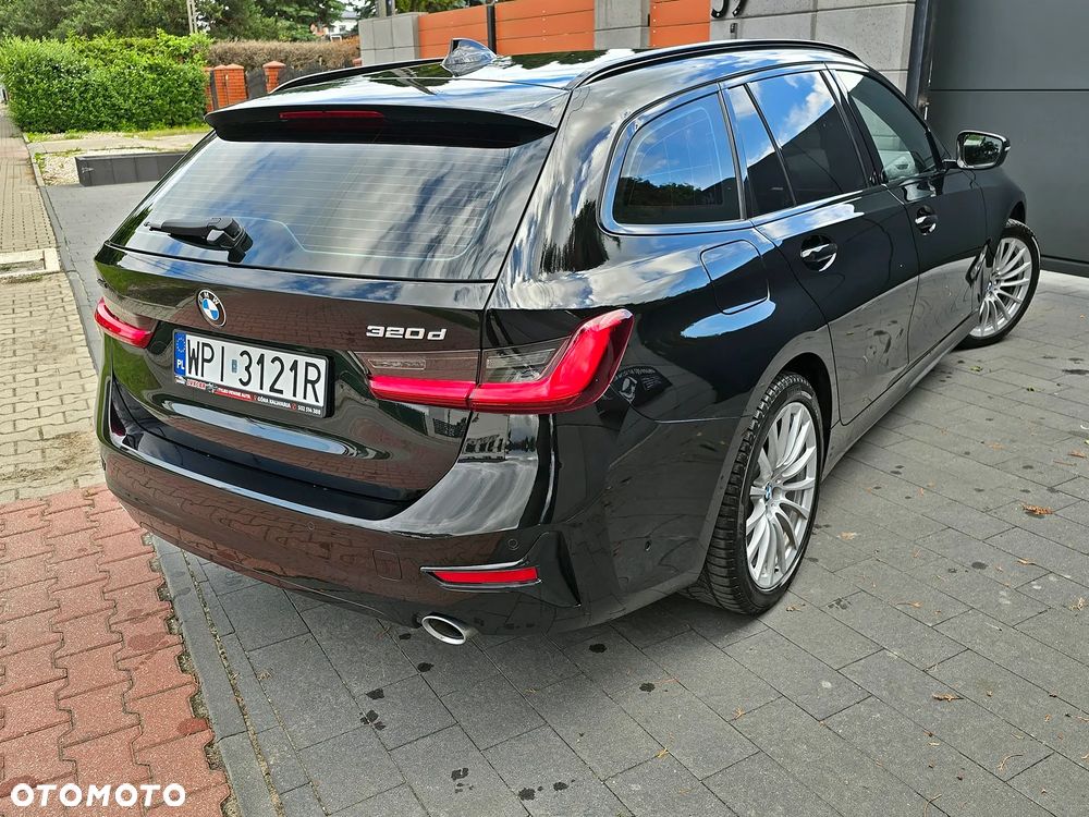BMW Seria 3 320d xDrive Sport - 10