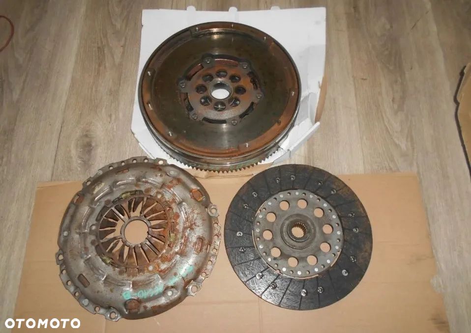 Sprzęgło koło dwumasowe docisk tarcza Mazda 3 6 II 2,2 D MZR-CD 2010r R2A1-16610-B - 1