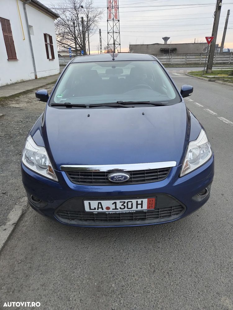 Ford Focus 1.6i 16V Trend - 1
