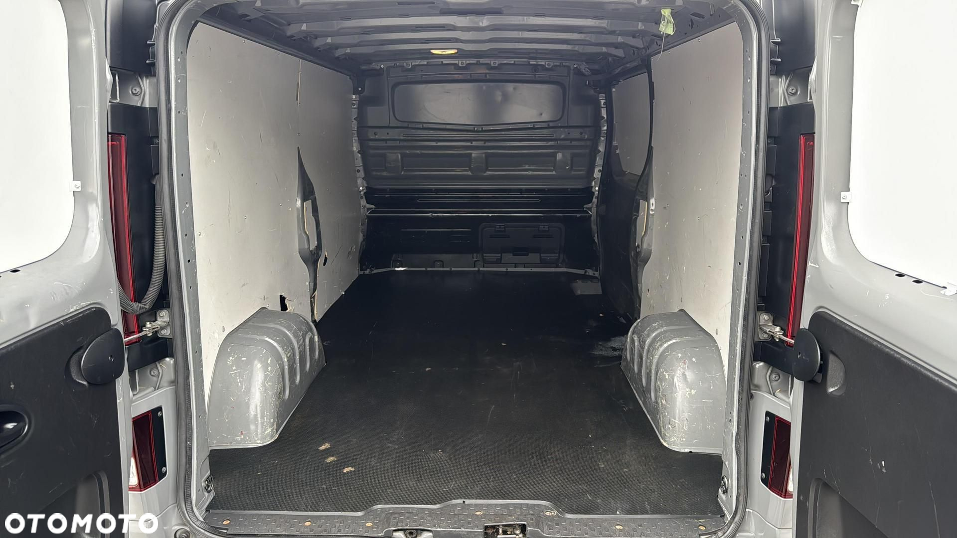 Opel vivaro - 27
