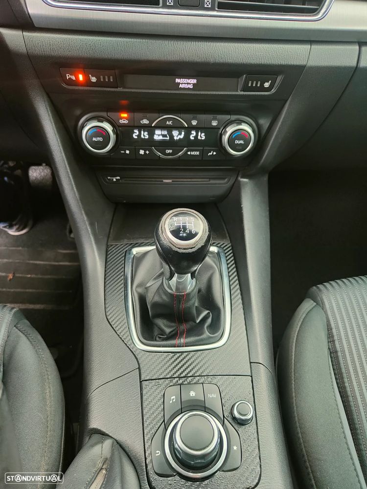 Mazda 3 SKYACTIV-D 150 Sports-Line - 10