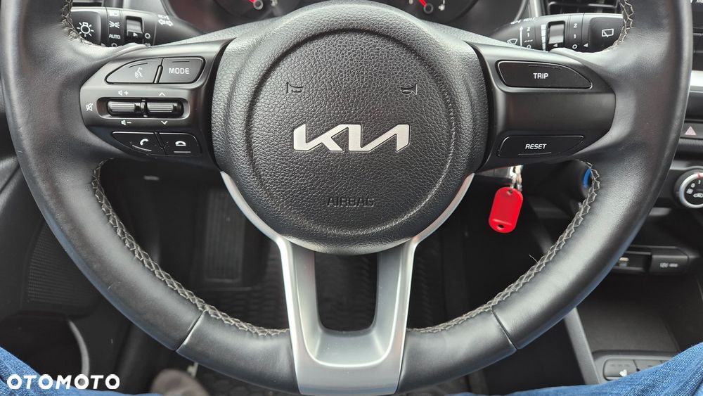 Kia Stonic 1.2 L - 11