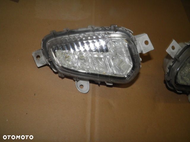 VOLVO XC40 V40 2015 HALOGENY LED LEWY PRAWY - 2