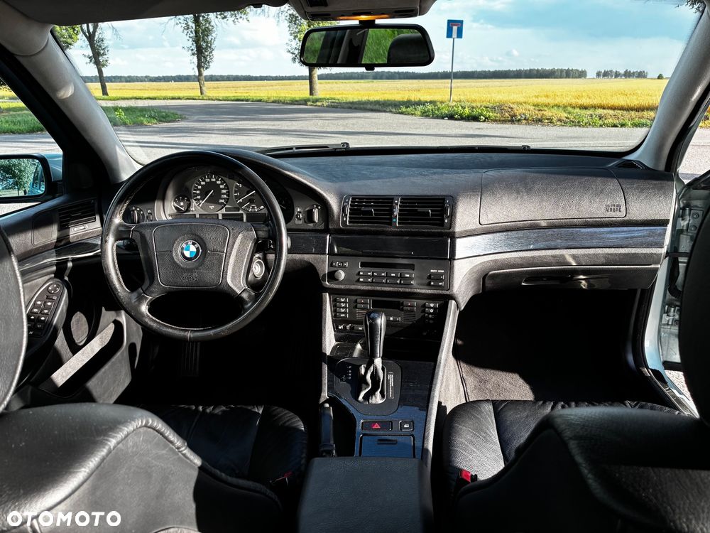 BMW Seria 5 - 11