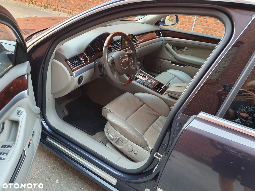 Audi A8 4.2 TDI Quattro - 11