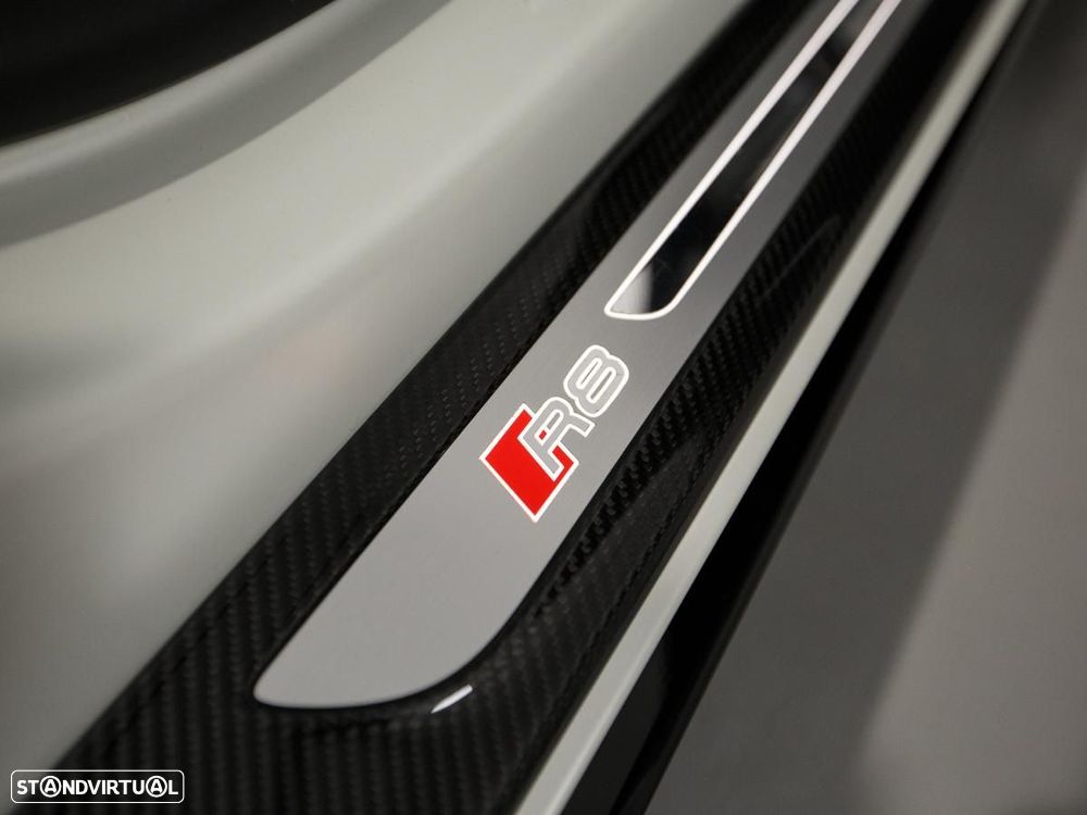 Audi R8 Spyder 5.2 FSi V10 S tronic Plus - 7