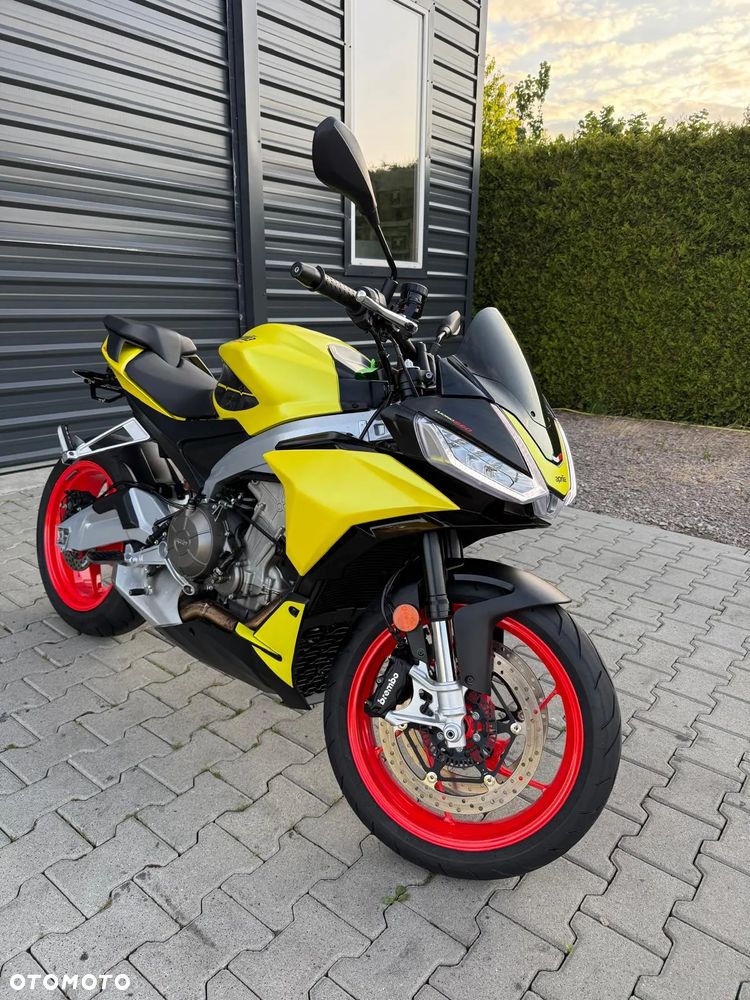 Aprilia Tuono - 9