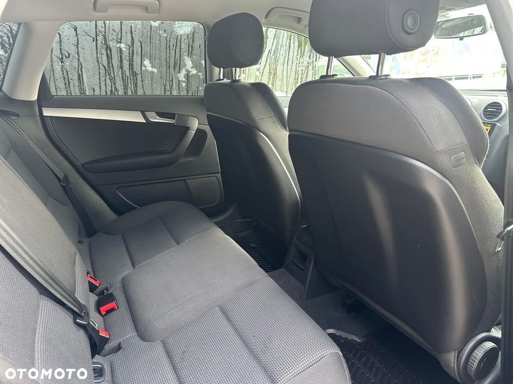 Audi A3 Sportback 2.0 TDI DPF Ambiente - 10