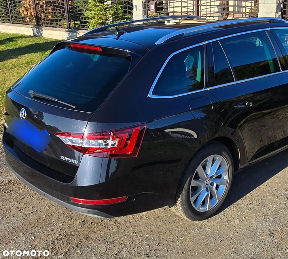 Skoda Superb 2.0 TDI DSG Ambition - 3