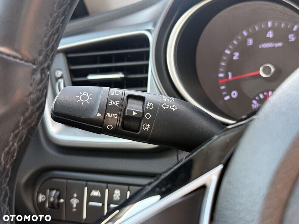 Kia Ceed - 26