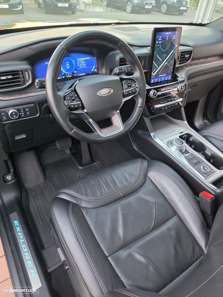 Ford Explorer 3.0 EcoBoost PHEV Platinum - 29